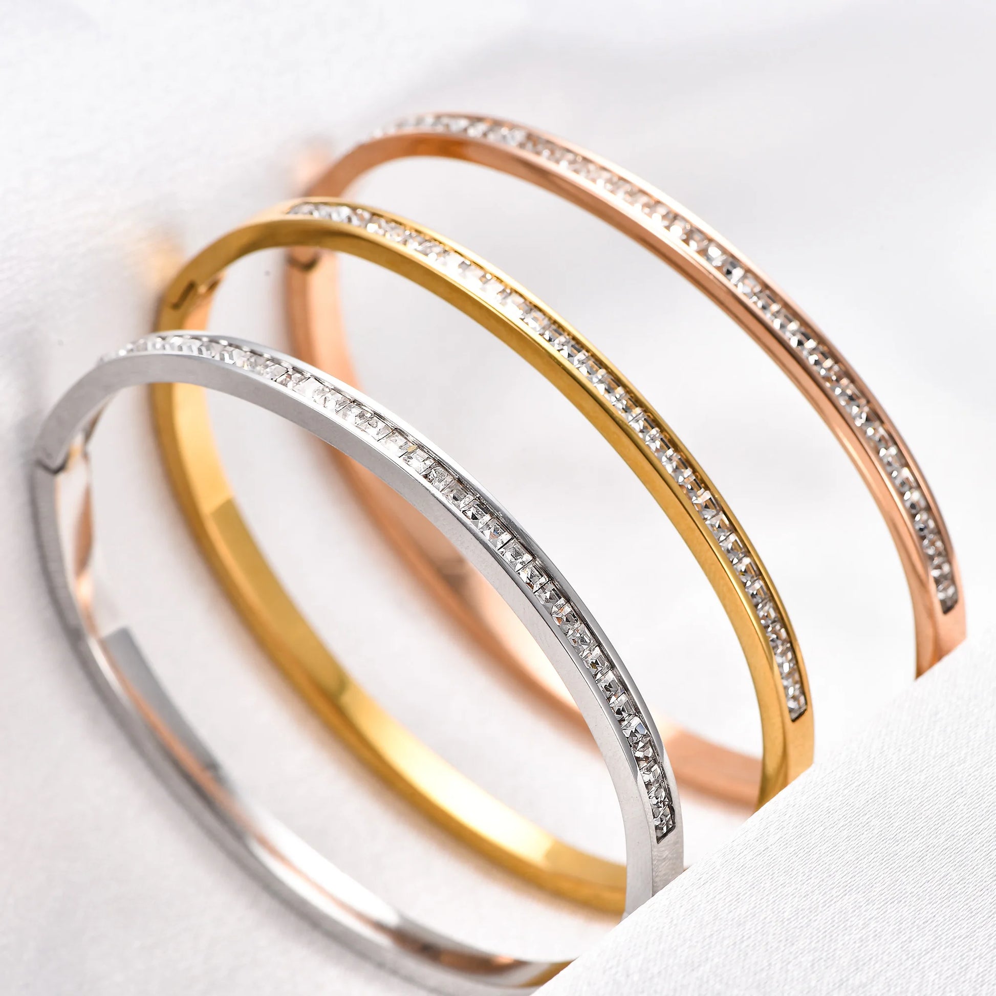 Elegante aço inoxidável zircão pulseira manguito para mulheres pulseira que pode ser aberta acessórios de jóias de metal presente para ela